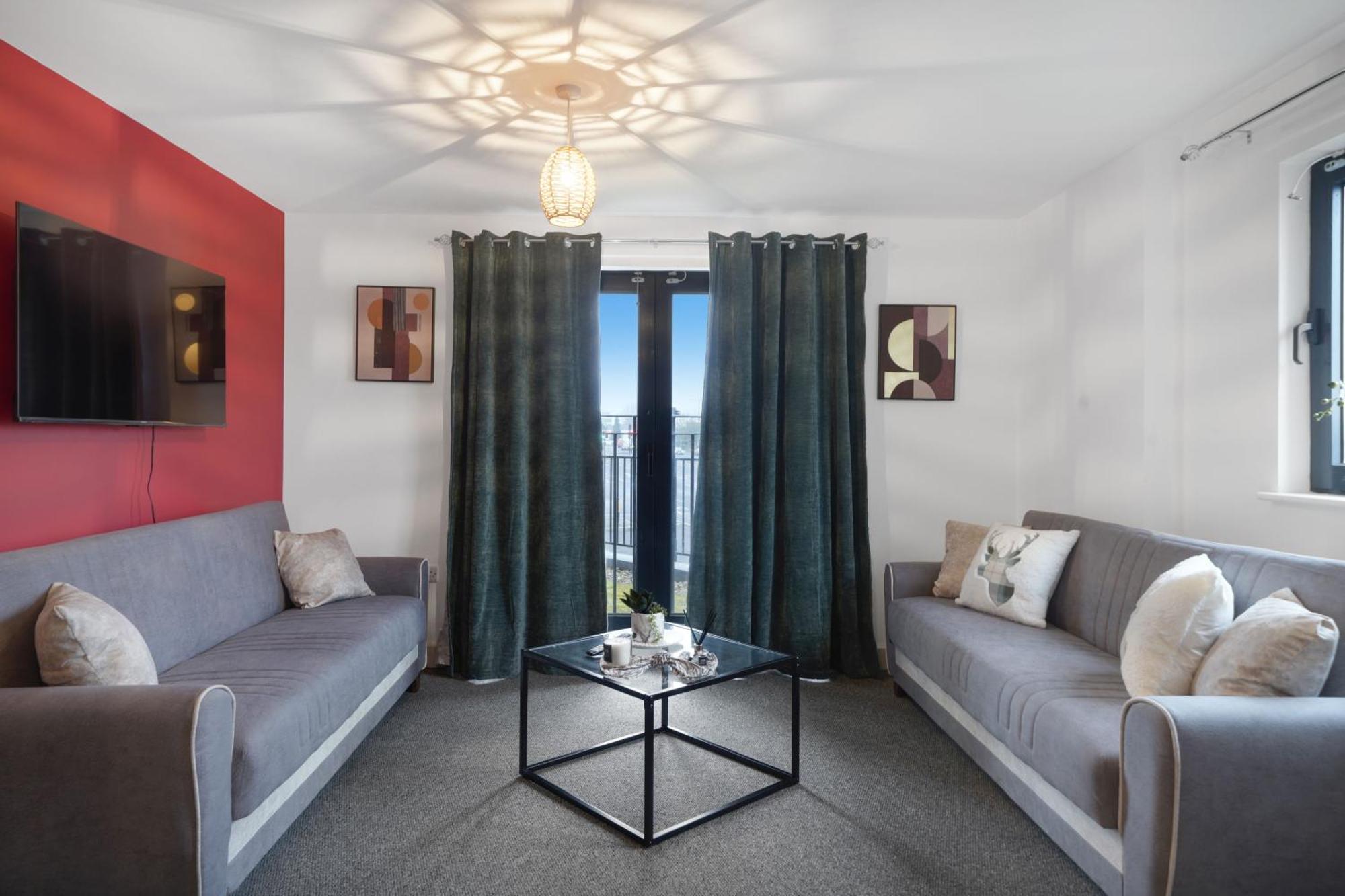 One And Two Bed Apartments Slough Near Heathrow 콘부룩 외부 사진
