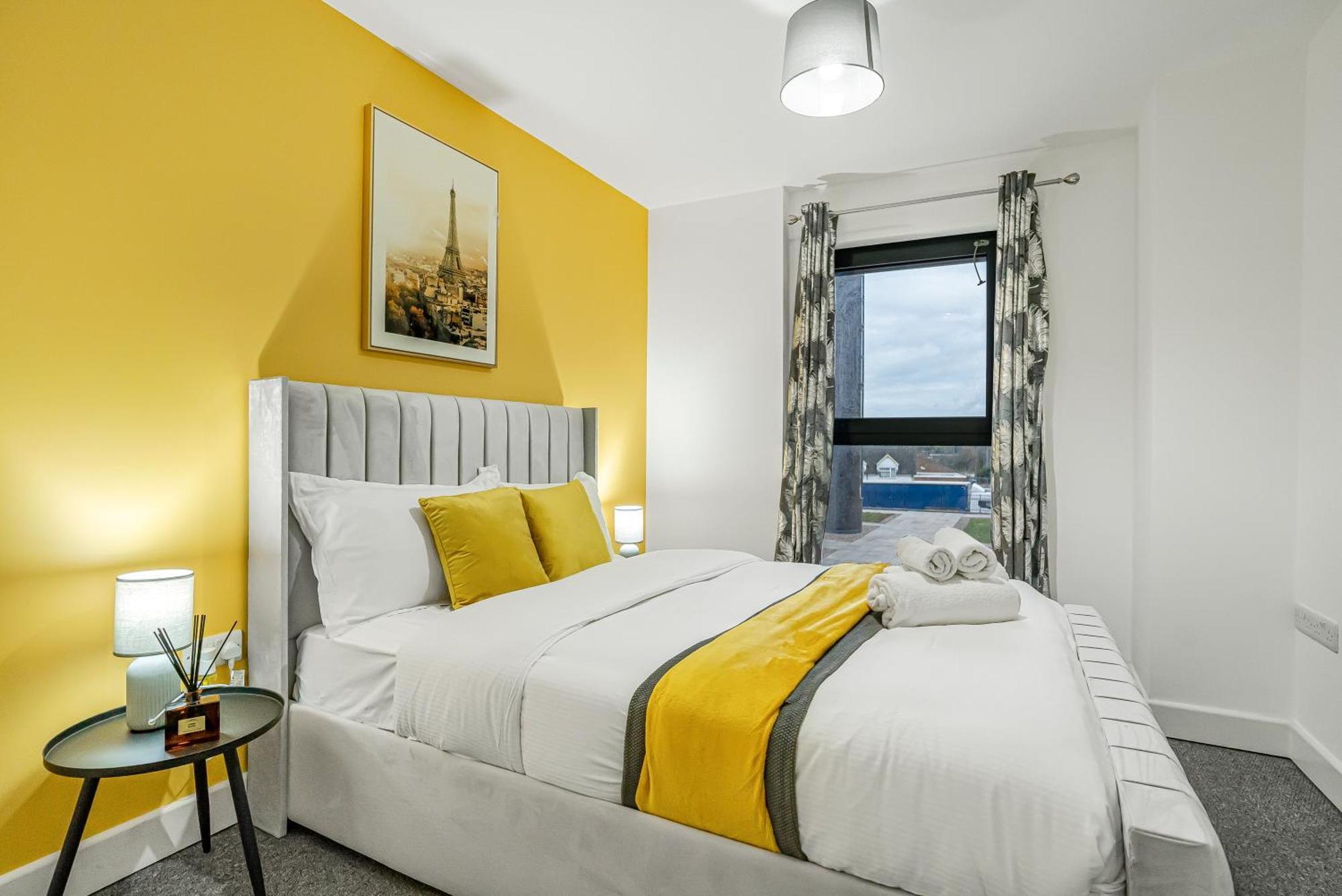 One And Two Bed Apartments Slough Near Heathrow 콘부룩 외부 사진