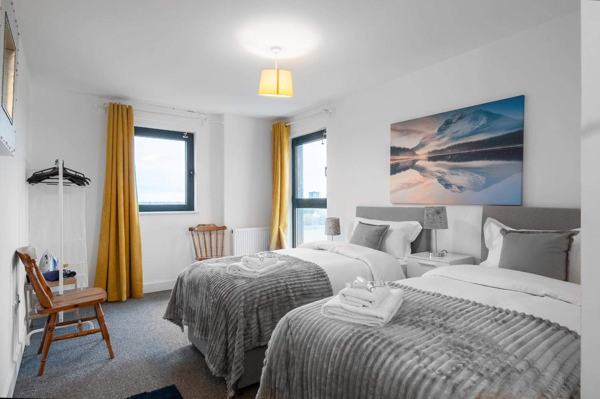 One And Two Bed Apartments Slough Near Heathrow 콘부룩 외부 사진